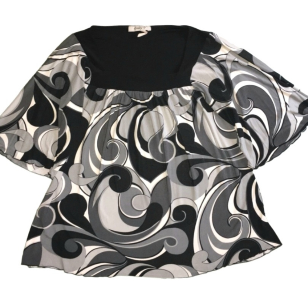 ONLY NINE 9 Top Black Grey Flutter Butterfly Sleeves Square Neck Women Sz M